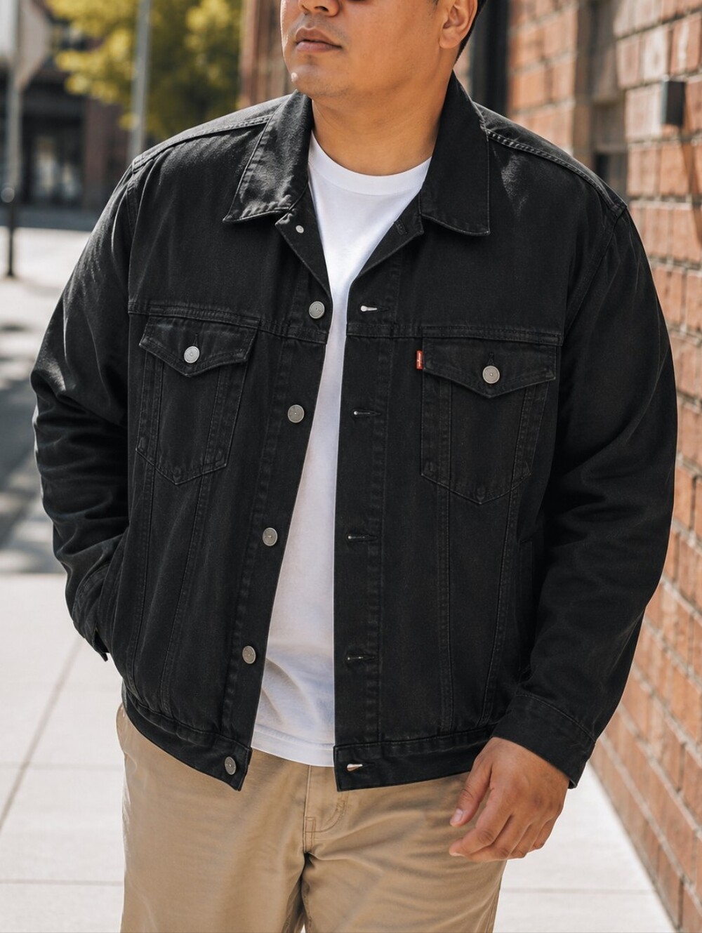 NWT Levi's Black Denim Trucker Jacket Plus Size Cotton Button Front Chest Pocket